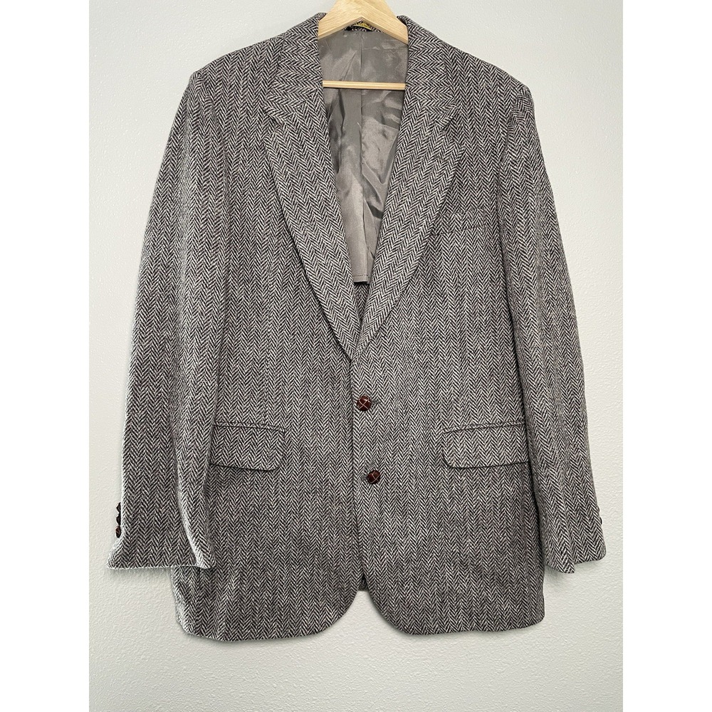 Harris Tweed‎ Gray Herringbone Sport Coat 100% Scottish Wool VTG USA